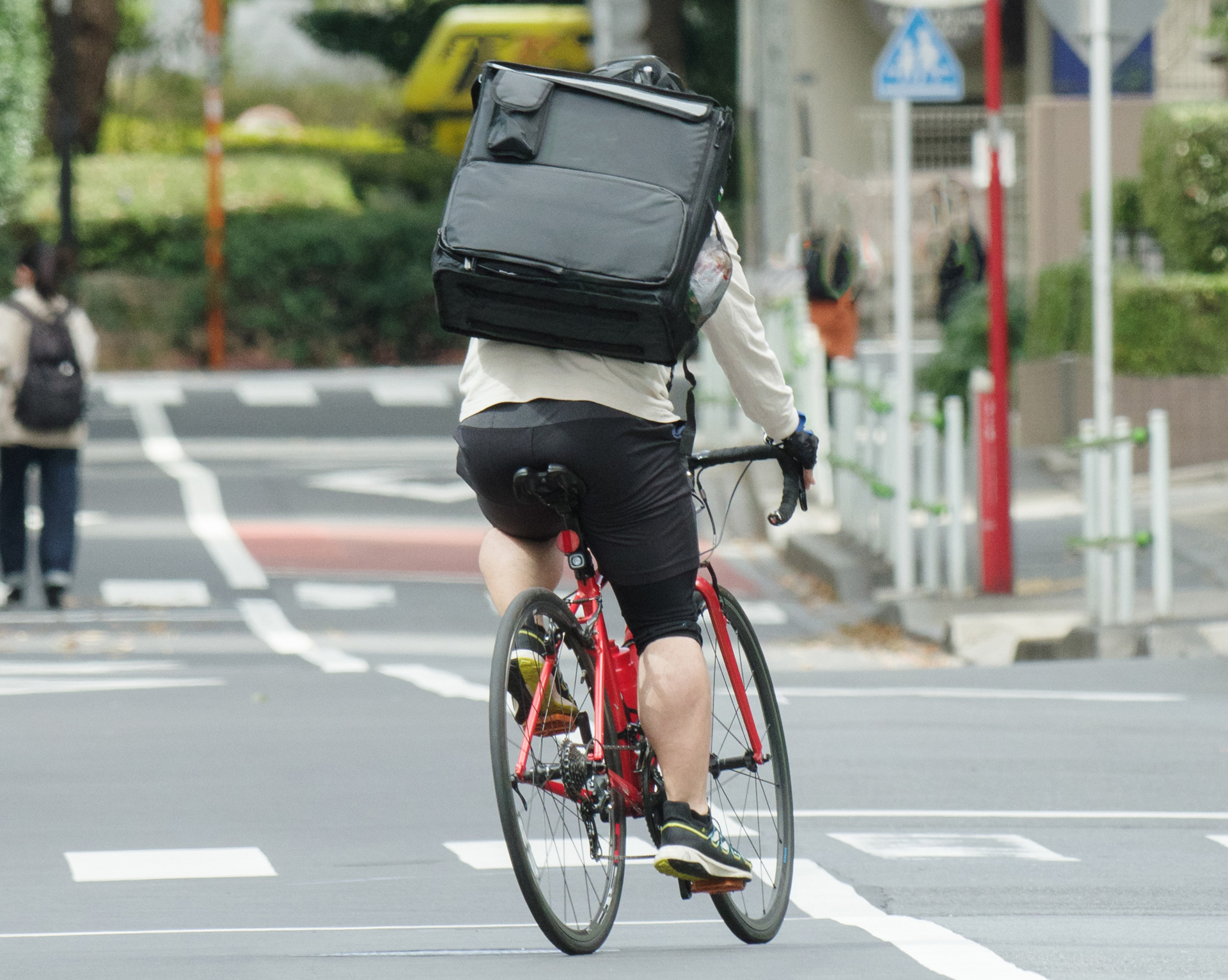 バイク用ボックス デリバリー ウーバーイーツ 出前館等に ショップ